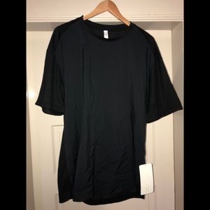 NWT Lululemon Forward Factor SS - Size Large